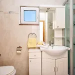 Apartamento Apartment Srima