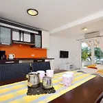 Apartment Srima * Srima
