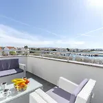 Apartment Srima Apartamento *