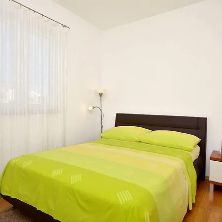 Apartment Srima * Srima