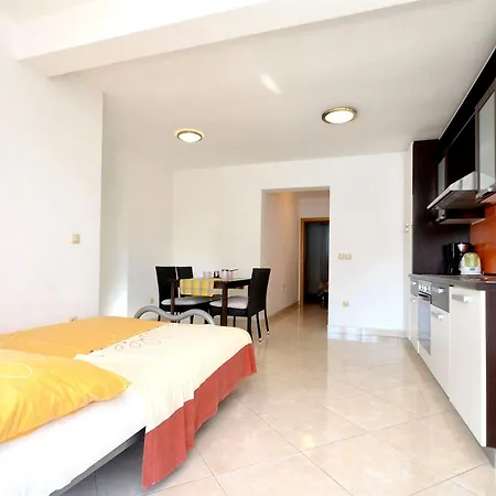 Apartment Srima Apartamento