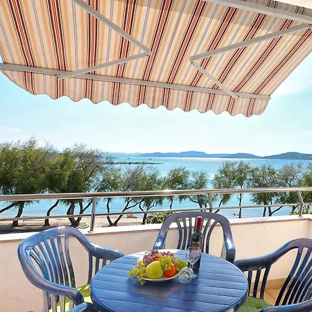 Apartment Srima * Srima