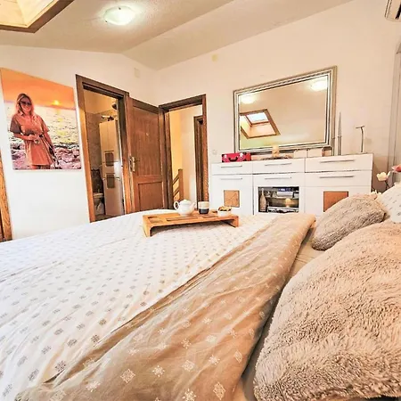 Apartment Bilice * Bilice