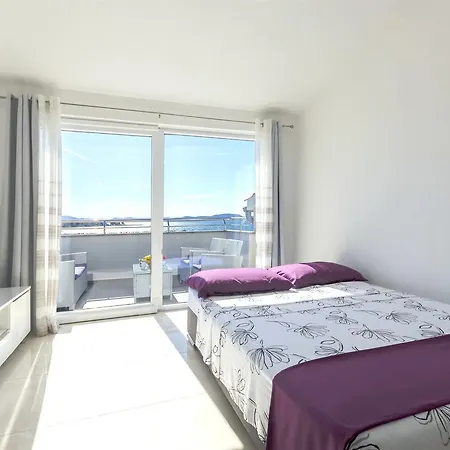 Apartment Srima Appartement