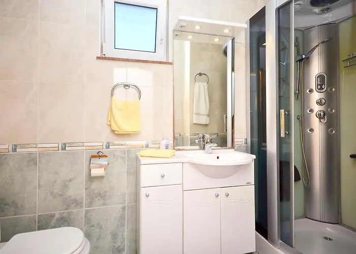 Apartment Srima Srima