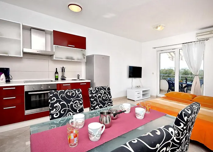 Apartment Srima Srima