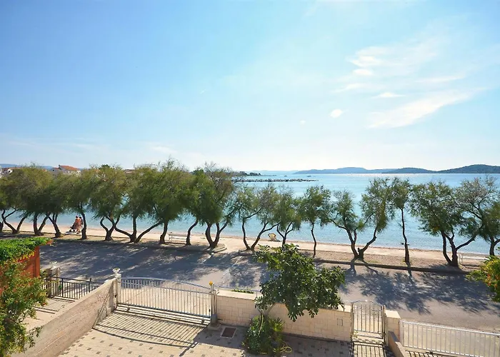 Apartment Srima Lejlighed